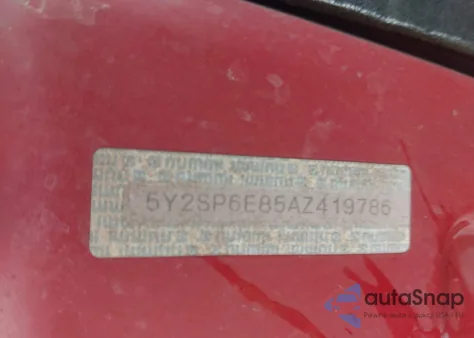 2010 Pontiac Vibe from USA, damaged, VIN 5Y2SP6E85AZ419786
